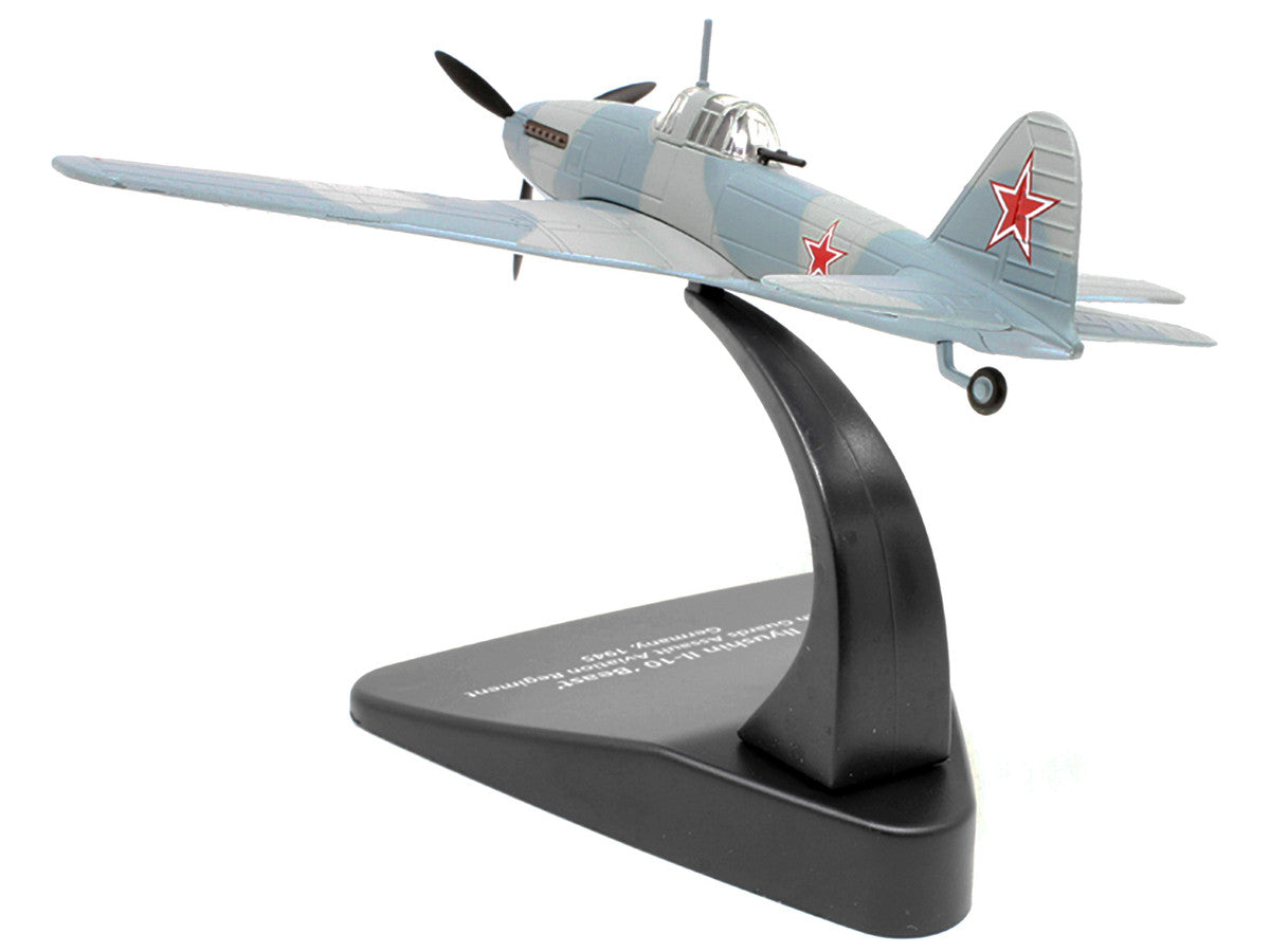 Ilyushin Il-10 "Beast" War Plane 108th Guards Assault Aviation Regiment Germany (1945) "Oxford Aviation" Series 1/72 Diecast Model Airplane by Oxford Diecast by Oxford Diecast