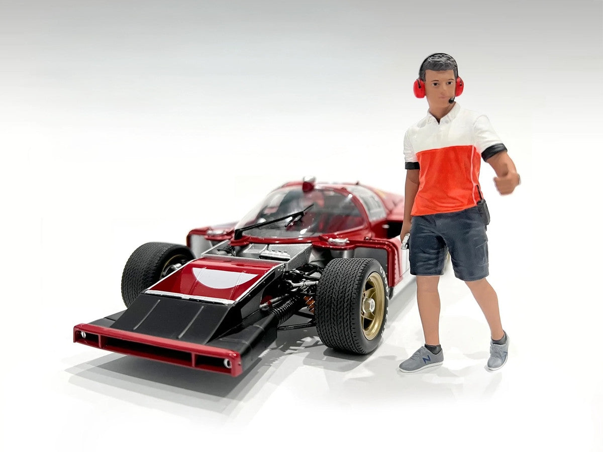 "Race Crew" Figure #2 for 1/18 scale models by American Diorama by American Diorama