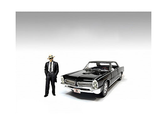"Hanging Out 3" Figure #5 for 1/24 Scale Models by American Diorama by American Diorama