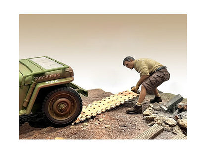 "4X4 Mechanic" Figure 2 with Board Accessory for 1/18 Scale Models by American Diorama by American Diorama