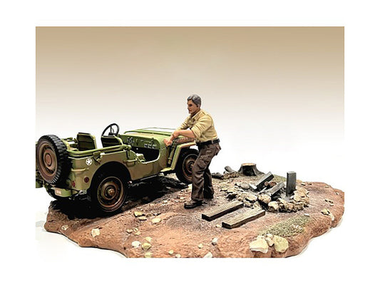 "4X4 Mechanic" Figure 3 for 1/18 Scale Models by American Diorama by American Diorama