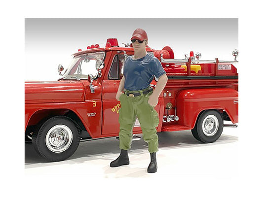 "Firefighters" Off Duty Figure for 1/24 Scale Models by American Diorama by American Diorama