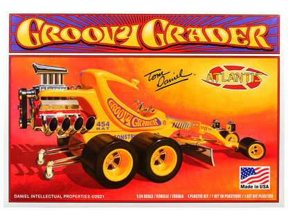 Skill 2 Model Kit Tom Daniel's Groovy Grader Dragster 1/24 Scale Model by Atlantis by Atlantis