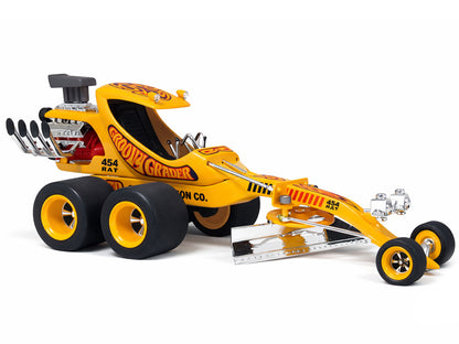Skill 2 Model Kit Tom Daniel's Groovy Grader Dragster 1/24 Scale Model by Atlantis by Atlantis