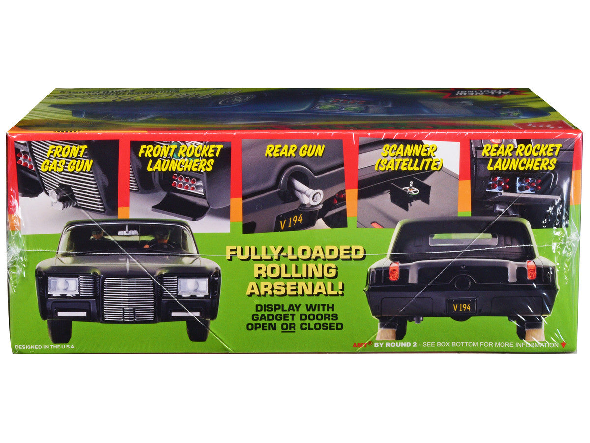 Skill 2 Model Kit Black Beauty "The Green Hornet" (1966–1967) TV Series with Green Hornet and Kato Figures 1/25 Scale Model by AMT by AMT