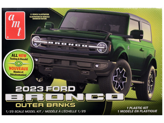 Skill 2 Model Kit 2023 Ford Bronco Outer Banks 1/25 Scale Model by AMT by AMT