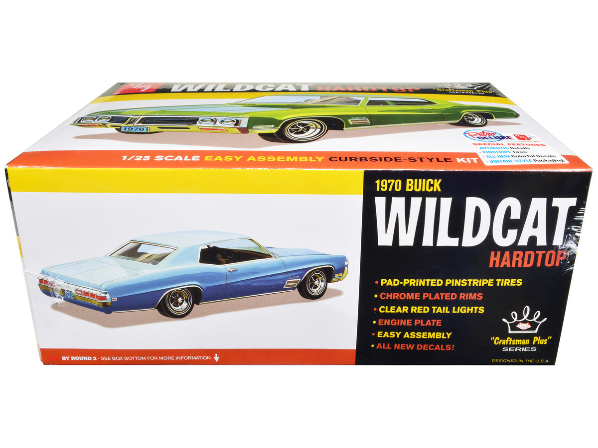 Skill 2 Model Kit 1970 Buick Wildcat Hardtop "Craftsman Plus" Series 1/25 Scale Model by AMT by AMT
