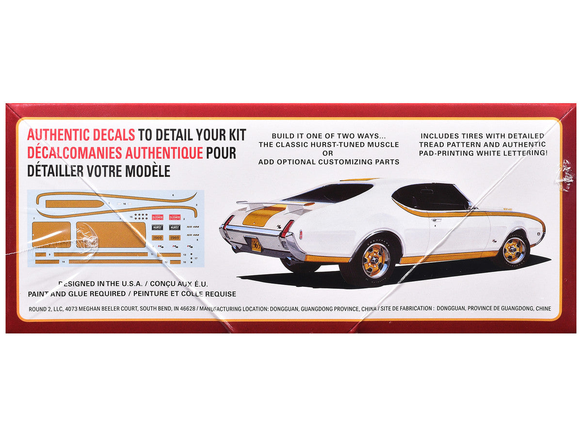 Skill 2 Model Kit 1969 Hurst Oldsmobile Cutlass 1/25 Scale Model by AMT by AMT