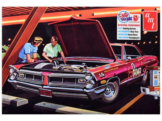 Skill 2 Model Kit of 1965 Pontiac Grand Prix Show 'N' Go 1/25 Scale Model by AMT by AMT
