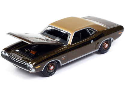 1971 Dodge Challenger R/T Dark Gold Metallic with Gold Vinyl Roof "Mecum Auctions" Limited Edition to 2496 pieces Worldwide "Premium" Series 1/64 Diecast Model Car by Auto World by Autoworld