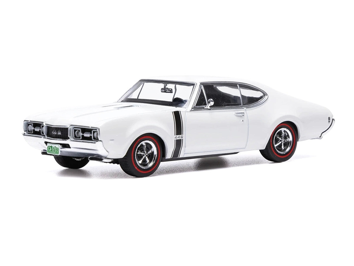 1970 Oldsmobile 442 W-30 Coupe White with Black Stripes 1/43 Diecast Model Car by IXO Models-1