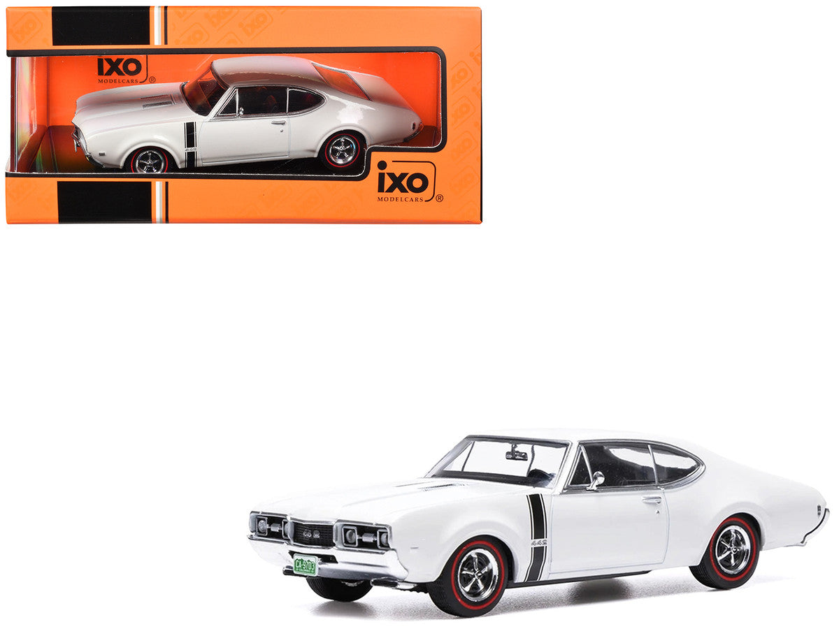 1970 Oldsmobile 442 W-30 Coupe White with Black Stripes 1/43 Diecast Model Car by IXO Models-0