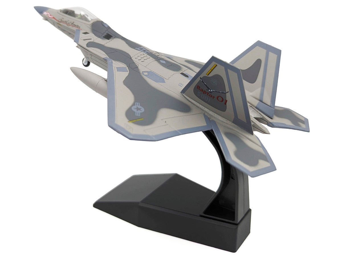 Lockheed Martin F-22A Raptor Aircraft "Spirit of America 412th Test Wing Edwards Air Force Base" (1997) United States Air Force 1/100 Diecast Model Airplane by Other