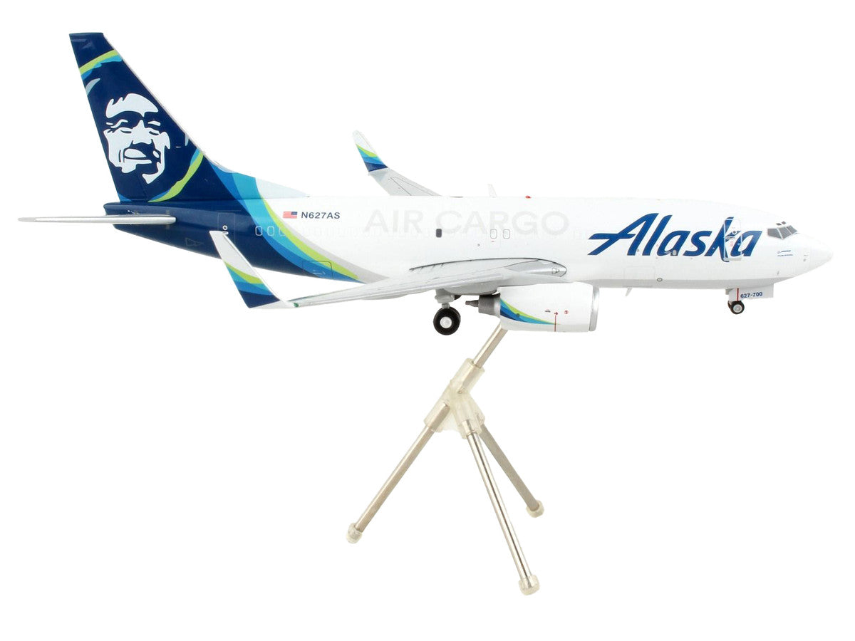 Boeing 737-700BDSF Commercial Aircraft "Alaska Air Cargo" White with Blue Tail "Gemini 200" Series 1/200 Diecast Model Airplane by GeminiJets by GeminiJets
