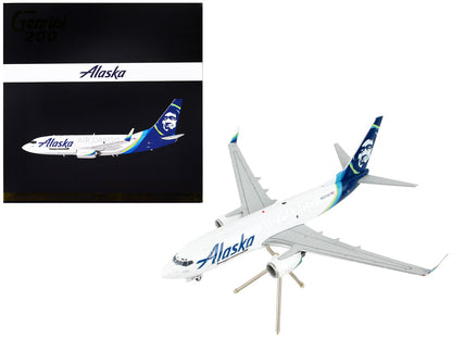 Boeing 737-700BDSF Commercial Aircraft "Alaska Air Cargo" White with Blue Tail "Gemini 200" Series 1/200 Diecast Model Airplane by GeminiJets by GeminiJets