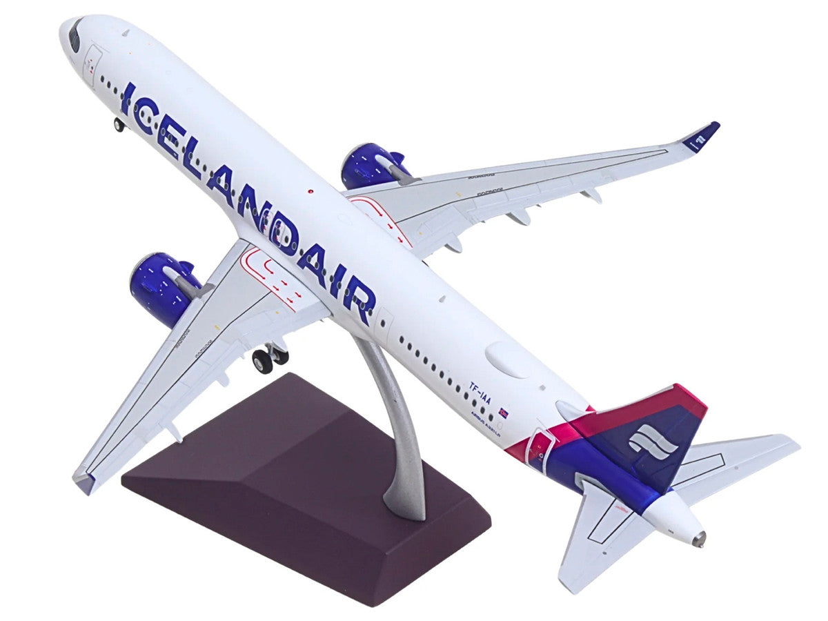 Airbus A321neo Commercial Aircraft "Icelandair" (TF-IAA) White with Blue and Pink Tail "Gemini 200" Series 1/200 Diecast Model by GeminiJets by GeminiJets