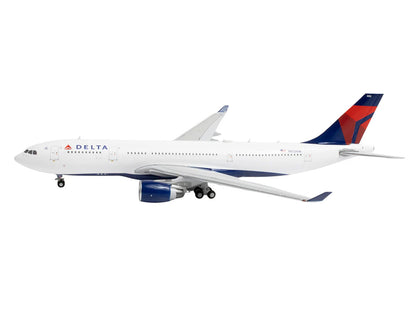 Airbus A330-200 Commercial Aircraft "Delta Air Lines" (N852NW) White with Red and Blue Tail 1/400 Diecast Model Airplane by GeminiJets by GeminiJets