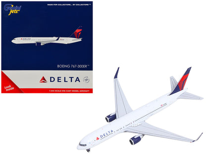 Boeing 767-300ER Commercial Aircraft "Delta Air Lines" (N199DN) White with Red and Blue Tail 1/400 Diecast Model by GeminiJets by GeminiJets