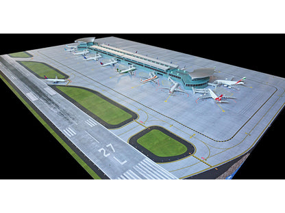 Deluxe Airport Mat for 1/400 Scale Models by GeminiJets by GeminiJets