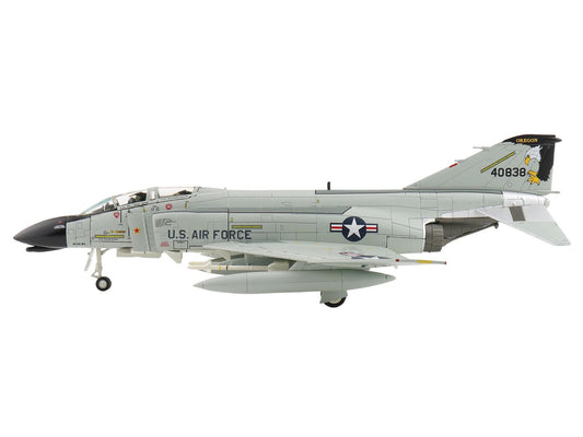 McDonnell Douglas F-4C Phantom II Fighter-Bomber Aircraft "40838 114th Tactical Fighter Training Squadron Oregon Air National Guard" (1980) United States Air Force "Air Power Series" 1/72 Diecast Model by Hobby Master by Hobby Master