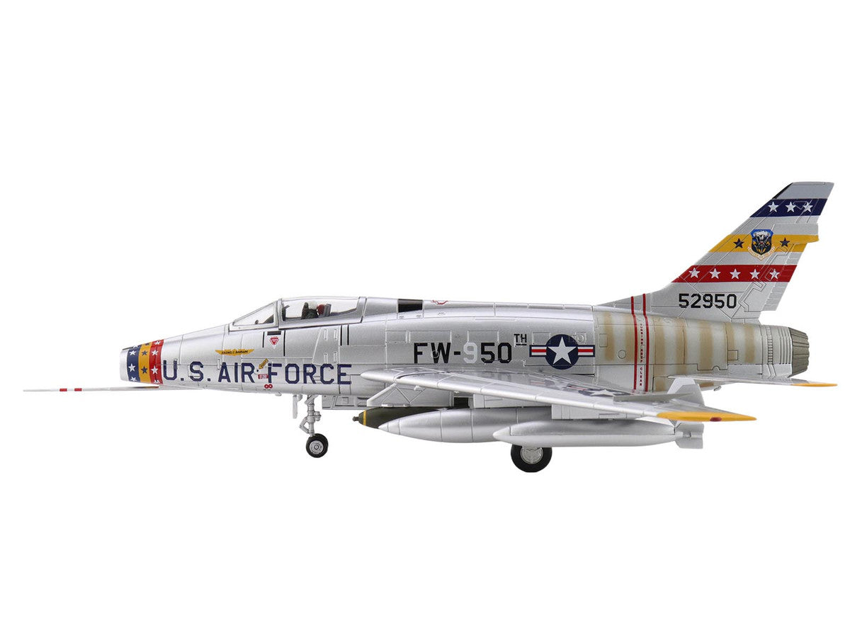North American F-100D Super Sabre Fighter Aircraft "FW-871 81st TFS 50th TFW France" (1958) United States Air Force "Air Power Series" 1/72 Diecast Model by Hobby Master by Hobby Master