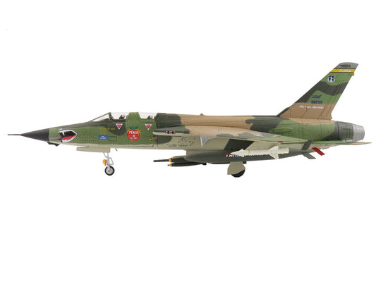 Republic F-105F Thunderchief Fighter-Bomber Aircraft "63-8299 Peach 91 128th Tactical Fighter Squadron Georgia ANG Dobbins Air Reserve Base" United States Air Force "Air Power Series" 1/72 Diecast Model by Hobby Master by Hobby Master