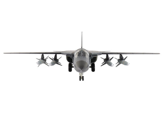 General Dynamics F-111C Pig Aircraft "90th Anniversary of No. 6 Squadron" (2007) Royal Australian Air Force "Air Power Series" 1/72 Diecast Model by Hobby Master by Hobby Master