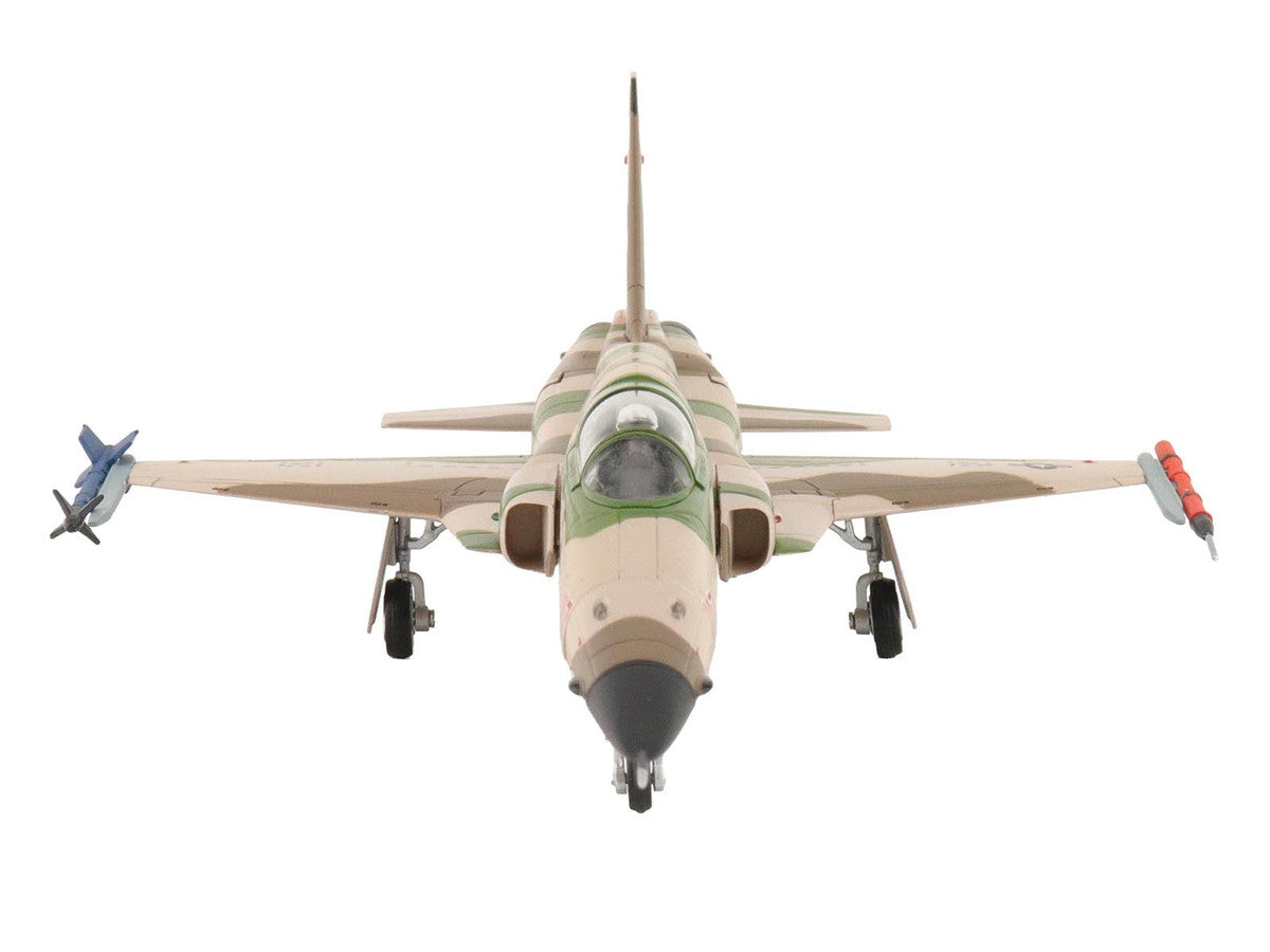 Northrop F-5N Tiger II Aircraft "Red 117 761533 Adversary Fighter VFC-111 Sundowners" United States Navy "Air Power Series" 1/72 Diecast Model by Hobby Master by Hobby Master