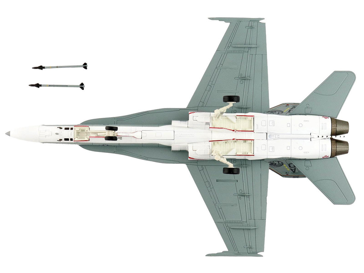 McDonnell Douglas F/A-18C Hornet Aircraft "VFA-15 Retro TAC Demo Jet VFA-106 Gladiators" (2017) United States Navy "Air Power Series" 1/72 Diecast Model by Hobby Master by Hobby Master