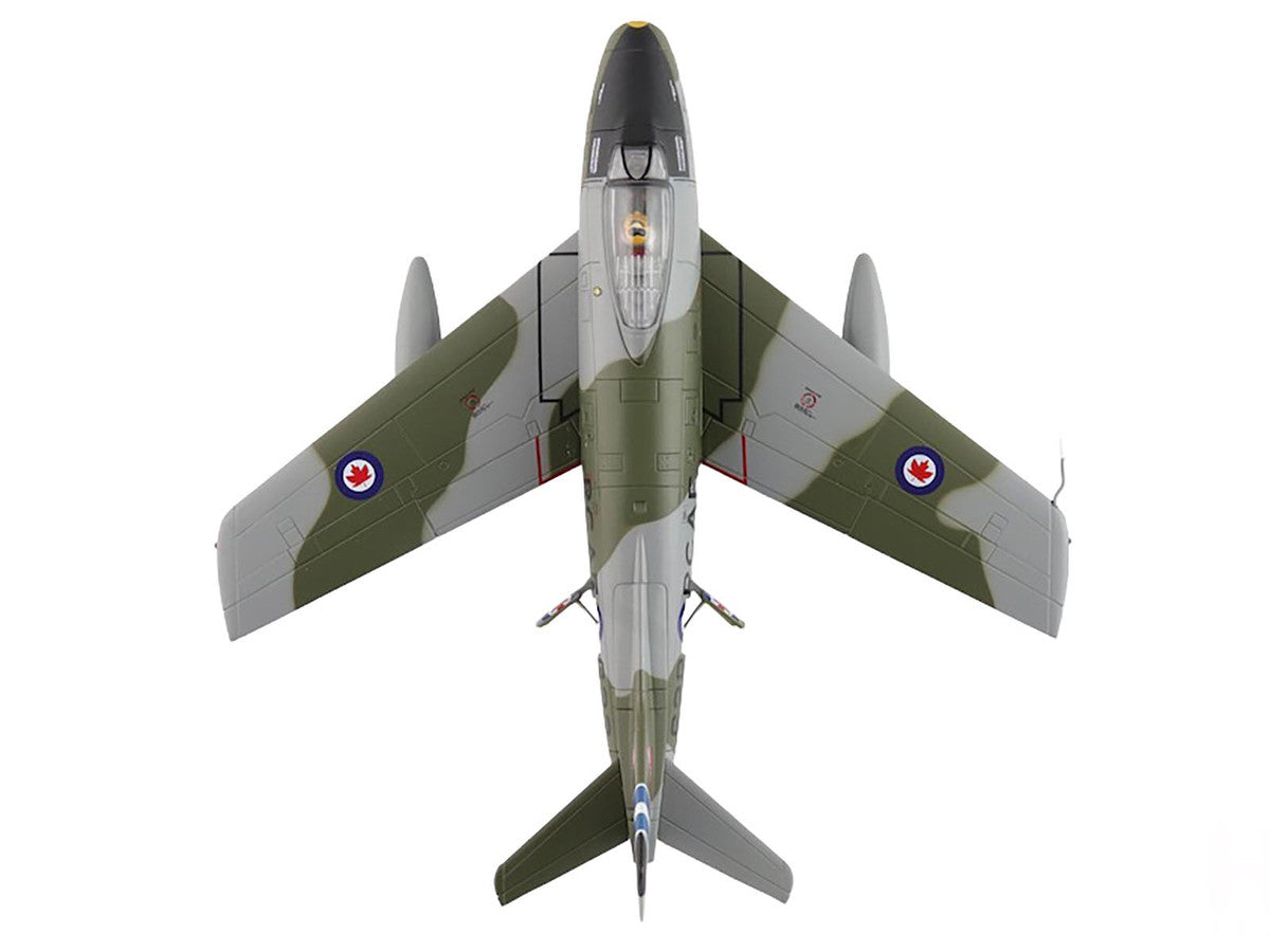 Canadair Sabre Mk.6 Fighter Aircraft "23622 430 Squadron" (1950s) Royal Canadian Air Force "Air Power Series" 1/72 Diecast Model by Hobby Master by Hobby Master