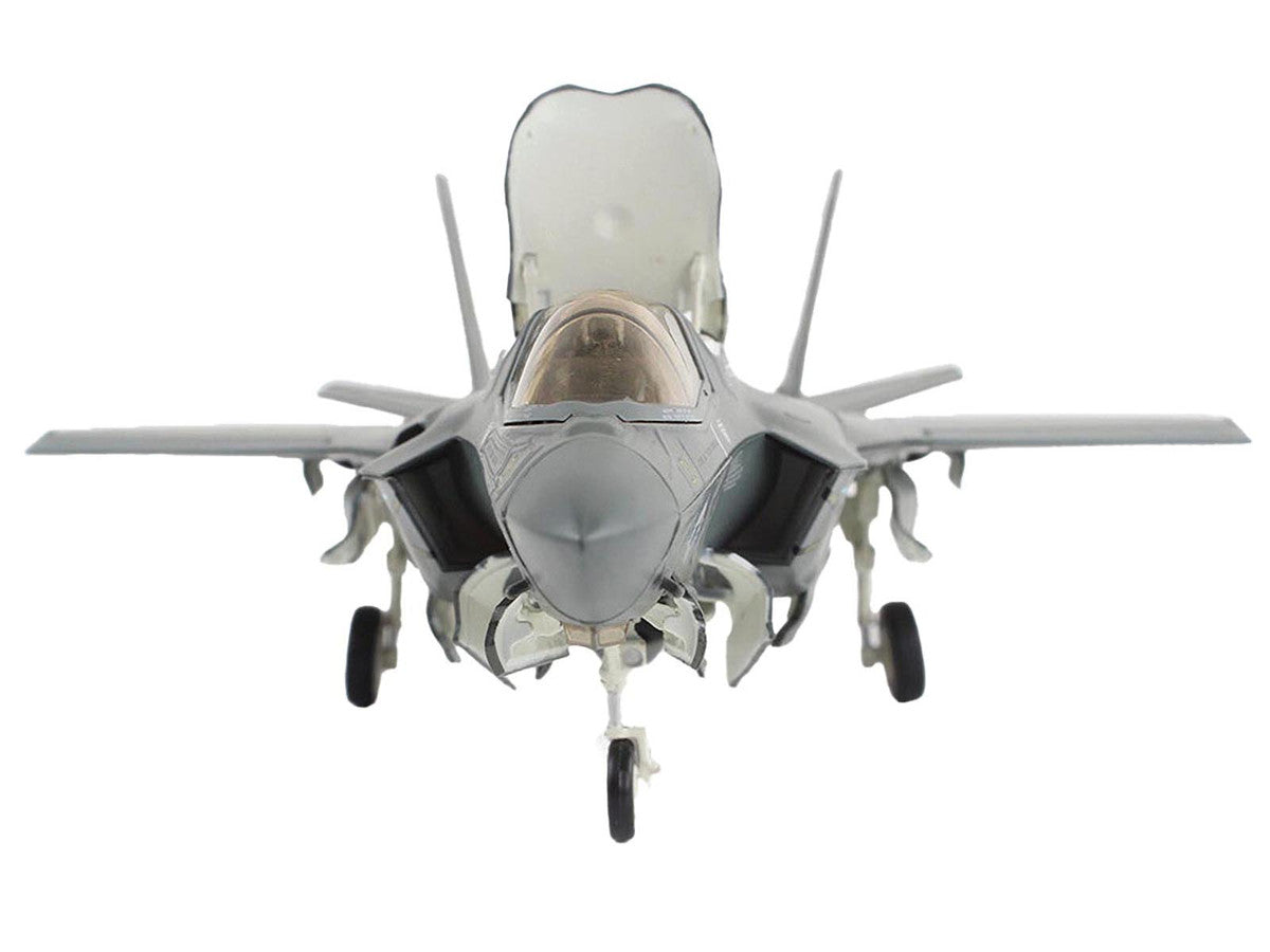 Lockheed Martin F-35B Lightning II Aircraft "Black Death VMFA-542 MCAS Cherry Point" (2023) United States Marine Corps "Air Power Series" 1/72 Diecast Model by Hobby Master by Hobby Master