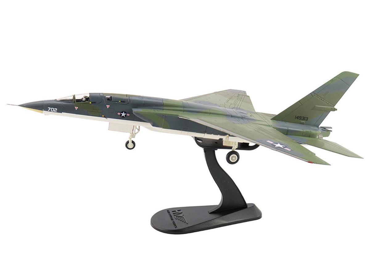 North American RA-5C Vigilante Aircraft "149313 RVAH-6 Fleurs Experimental Scheme USS Constellation" (1966) United States Navy "Air Power Series" 1/72 Diecast Model by Hobby Master by Hobby Master