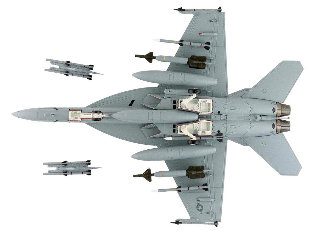 Boeing F/A-18E Super Hornet Fighter Aircraft "Dagger Team (with decals)" United States Navy "Air Power Series" 1/72 Diecast Model by Hobby Master by Hobby Master