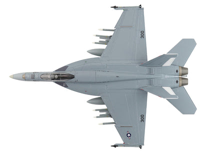 Boeing F/A-18E Super Hornet Fighter Aircraft "168910 Golden Warriors VFA-87 Operation Inherent Resolve" (2017) United States Navy "Air Power Series" 1/72 Diecast Model by Hobby Master by Hobby Master
