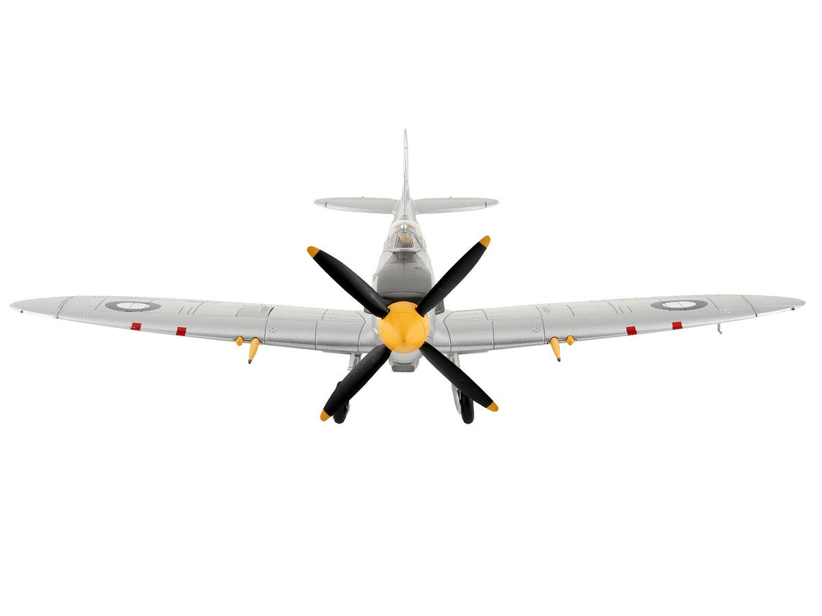 Supermarine Spitfire Mk VIII Fighter Aircraft "A53-379 Flight Lieutenant David Glaser No. 549 Squadron Strauss Airstrip" (1944) Royal Australian Air Force "Air Power Series" 1/48 Diecast Model by Hobby Master by Hobby Master