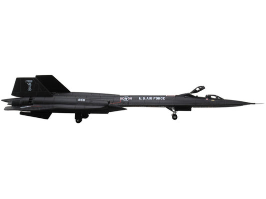 Lockheed SR-71B Blackbird Stealth Aircraft "9th Strategic Reconnaissance Wing Beale Air Base Gumby" United States Air Force 1/200 Diecast Model Airplane by Herpa by Herpa