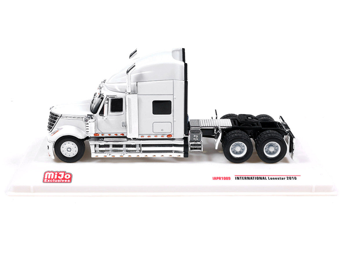 2010 International Lonestar Truck Tractor White 1/64 Diecast Model by IXO Models by IXO