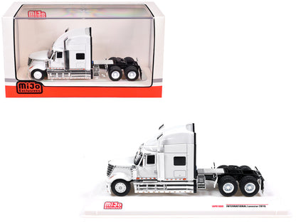 2010 International Lonestar Truck Tractor White 1/64 Diecast Model by IXO Models by IXO