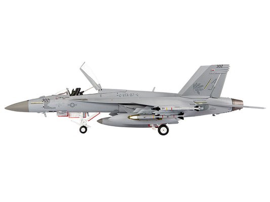 Boeing F/A-18E Super Hornet Aircraft "VFA-87 Golden Warriors USS George H. W. Bush" (2017) United States Navy 1/72 Diecast Model by JC Wings by JC Wings