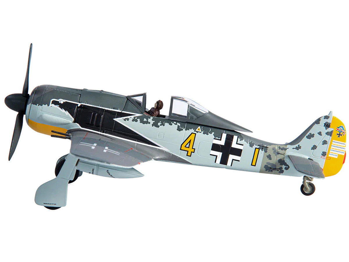 Focke-Wulf FW 190A-4 Fighter Aircraft "Major Siegfried Schnell Luftwaffe JG2 France" (1943) 1/72 Diecast Model by JC Wings by JC Wings