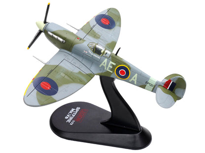 Supermarine Spitfire Mk Vb Fighter Aircraft "EP120 Flight Lieutenant James 'Jeff' Northcott No. 402 City of Winnipeg Squadron" (1943-1944) Royal Canadian Air Force 1/72 Diecast Model by Legion by Legion