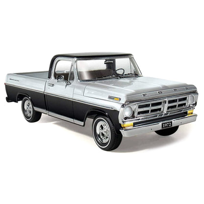 Skill 3 Model Kit 1972 Ford Sport Custom Pickup Truck 1/25 Scale Model by Moebius by Moebius