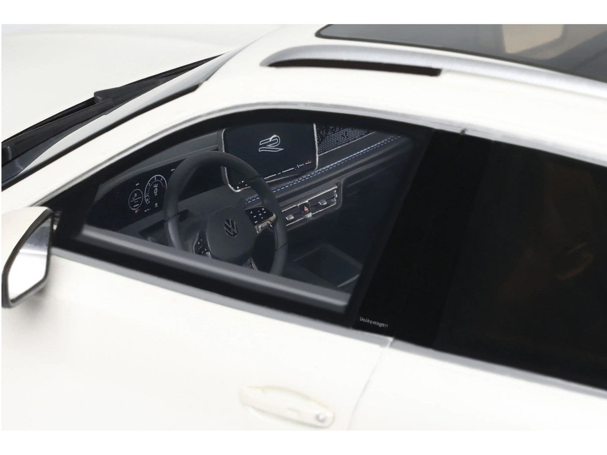 2024 Volkswagen Tiguan E Tsi R-Line Oryx White Pearl Limited Edition to 999 pieces Worldwide 1/18 Model Car by Otto Mobile by Otto Mobile