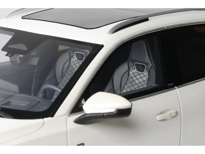 2024 Volkswagen Tiguan E Tsi R-Line Oryx White Pearl Limited Edition to 999 pieces Worldwide 1/18 Model Car by Otto Mobile by Otto Mobile