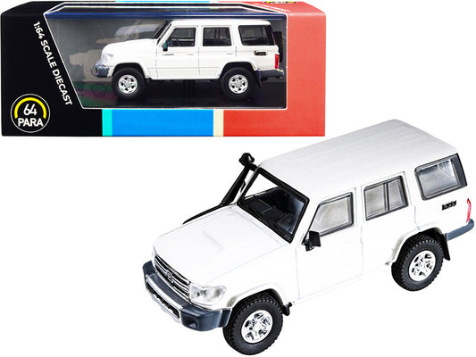 Toyota Land Cruiser 76 French Vanilla Pearl White 1/64 Diecast Model Car by Paragon by Paragon