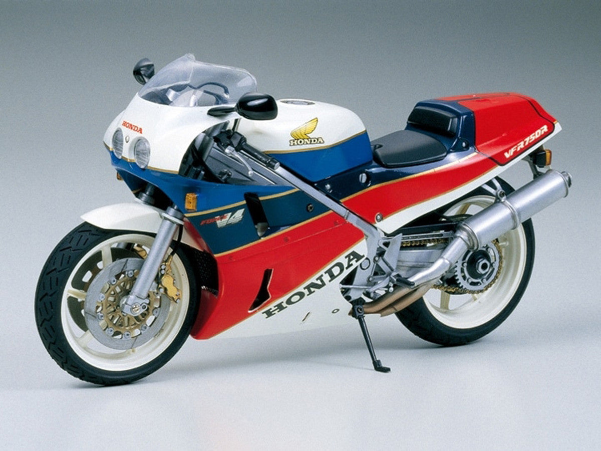 Model Kit Honda VFR750R Motorcycle 1/12 Scale Model by Tamiya-1