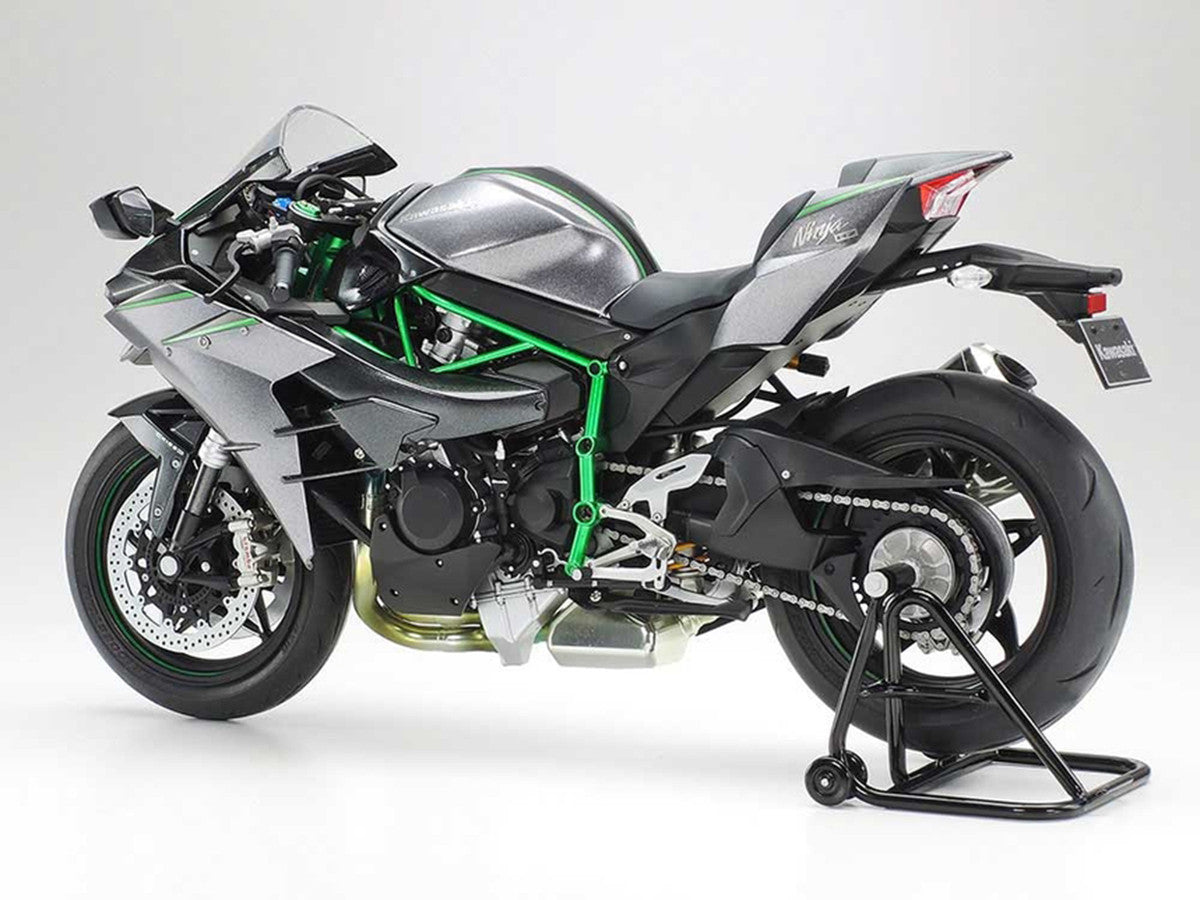 Model Kit Kawasaki Ninja H2 Carbon Motorcycle 1/12 Scale Model by Tamiya-3