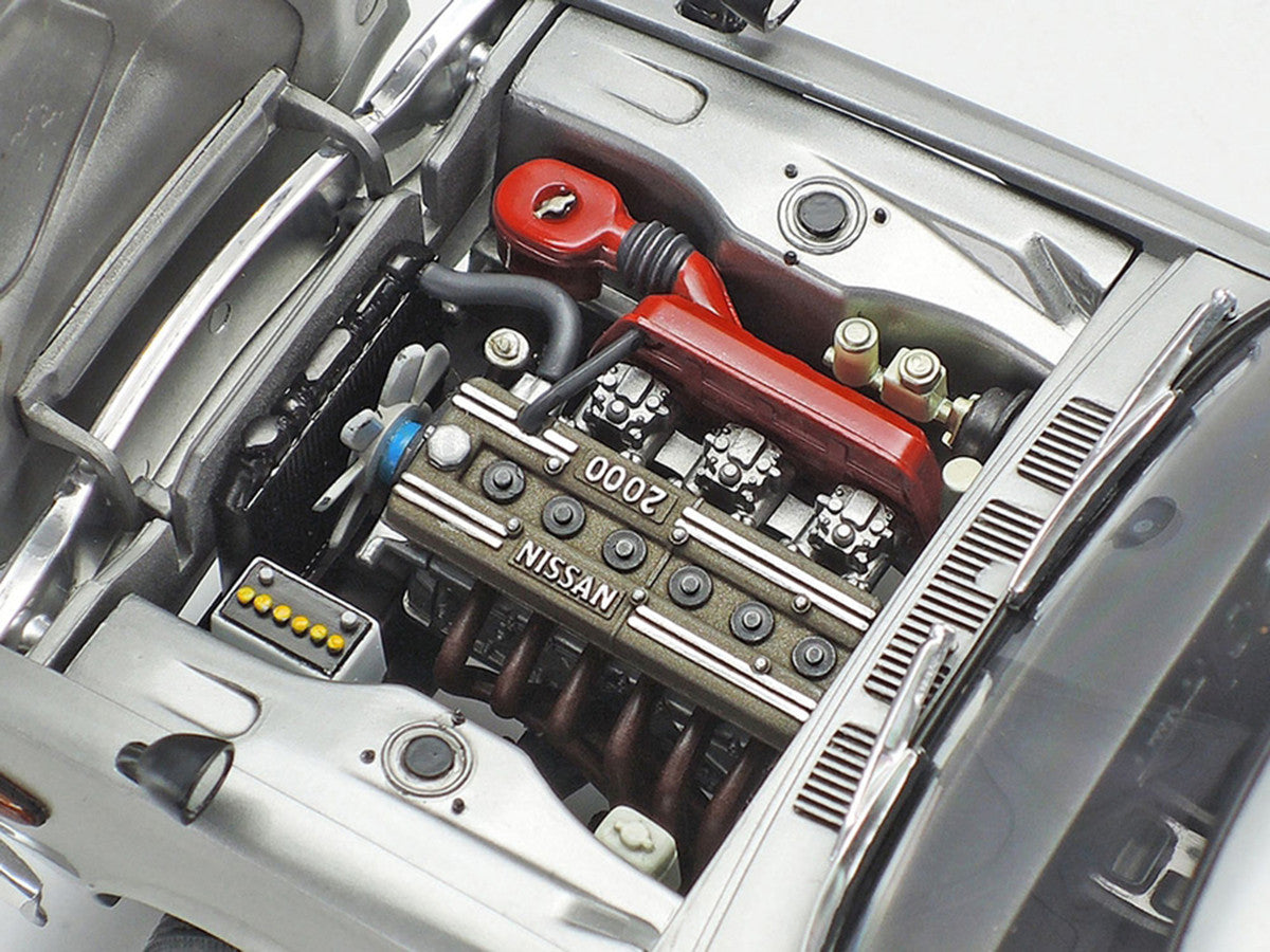 Model Kit Nissan Skyline 2000 GT-R 1/24 Scale Model by Tamiya by Tamiya