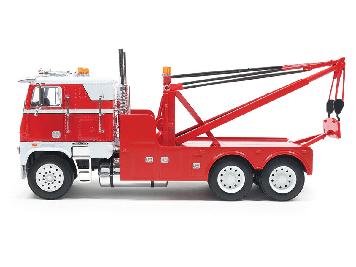 1987 Freightliner FLA Tow Truck Red and White 1/43 Diecast Model by IXO Models by IXO