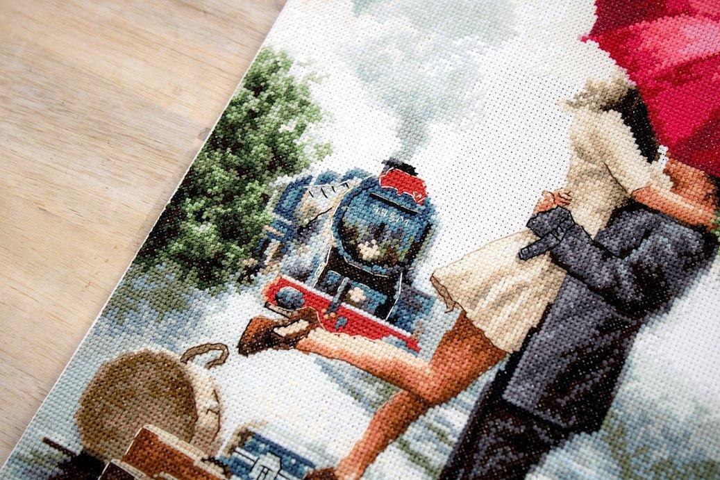 Couple on train station Counted Cross-Stitch Kit by Luca-S B2369L